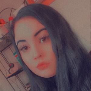 Meet your Posher, Lacey